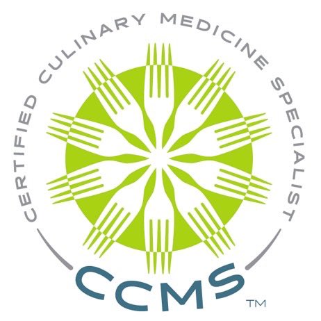 UAMSCulinaryMed's tweet photo. Dr. Drobena, MD, and Dr. Neill, PharmD, recently completed their training to become Certified Culinary Medicine Specialists. To become certified, they completed 60 credits, including online nutrition education courses, in-person conferences, and hands-on teaching kitchens.

#ccms https://t.co/HllAOIzR6r