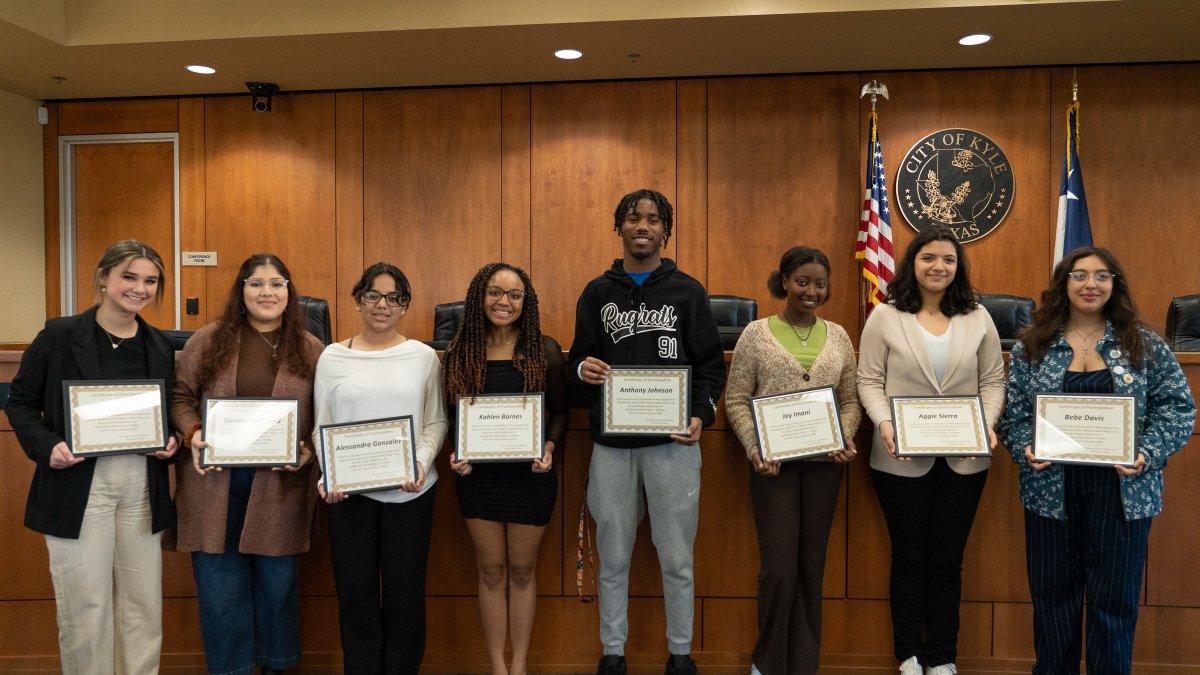 CityofKyleTX's tweet image. Thank you to everyone that joined us for our MLK Jr. Day Celebration. We are especially grateful to the Fine Arts students from Lehman, Johnson &amp;amp; Hays HS that lent us their voices. #MLKDay

Another big thank you to the #KyleTX Arts &amp;amp; Cultural Commission &amp;amp; Kyle-Buda Kiwanis Club.