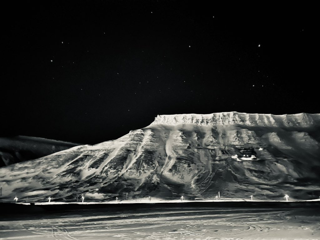 Hi Twitter. Sorry I’m not on here much anymore. I’ll try to do better.

In the meantime, here’s a pic I took on my way home tonight.