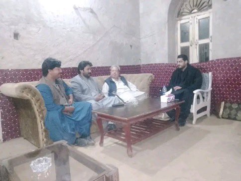 GhanwerIsran's tweet photo. Visited residence of Saeen Atiq Shah Rashdi (Member Dist: Council) and inquired about his health, UC Ranwati, Taulka Kamber, District #Kamber &amp; #Shahdadkot. https://t.co/DkaIzwiH1s