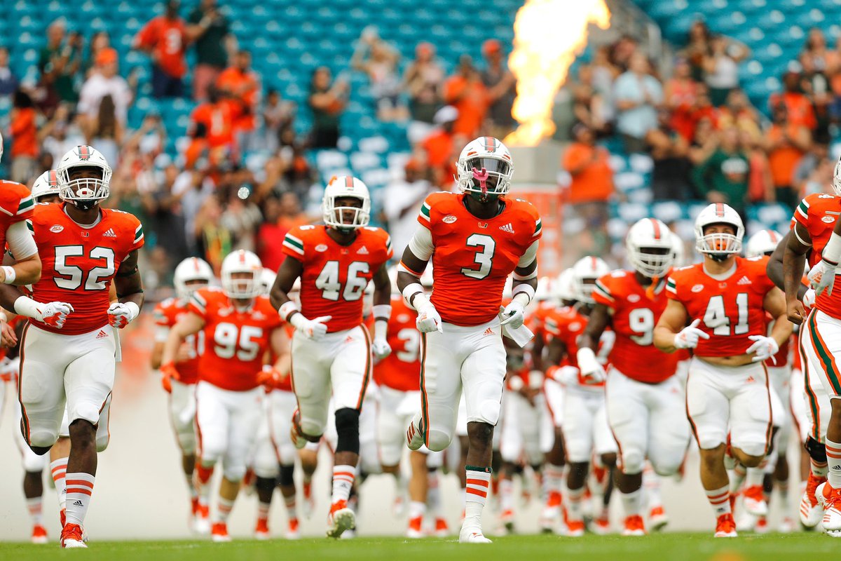 MarquiseL07's tweet photo. I am honored to receive and offer from The University of Miami!!! @CoachJsalavea @SinqueTurner @LemmingReport @AllenTrieu @Rivals_Clint @EDGYTIM
@SWiltfong247 @Levi_bradley312 
#theu 
#gocanes https://t.co/qMY8BZQfUu