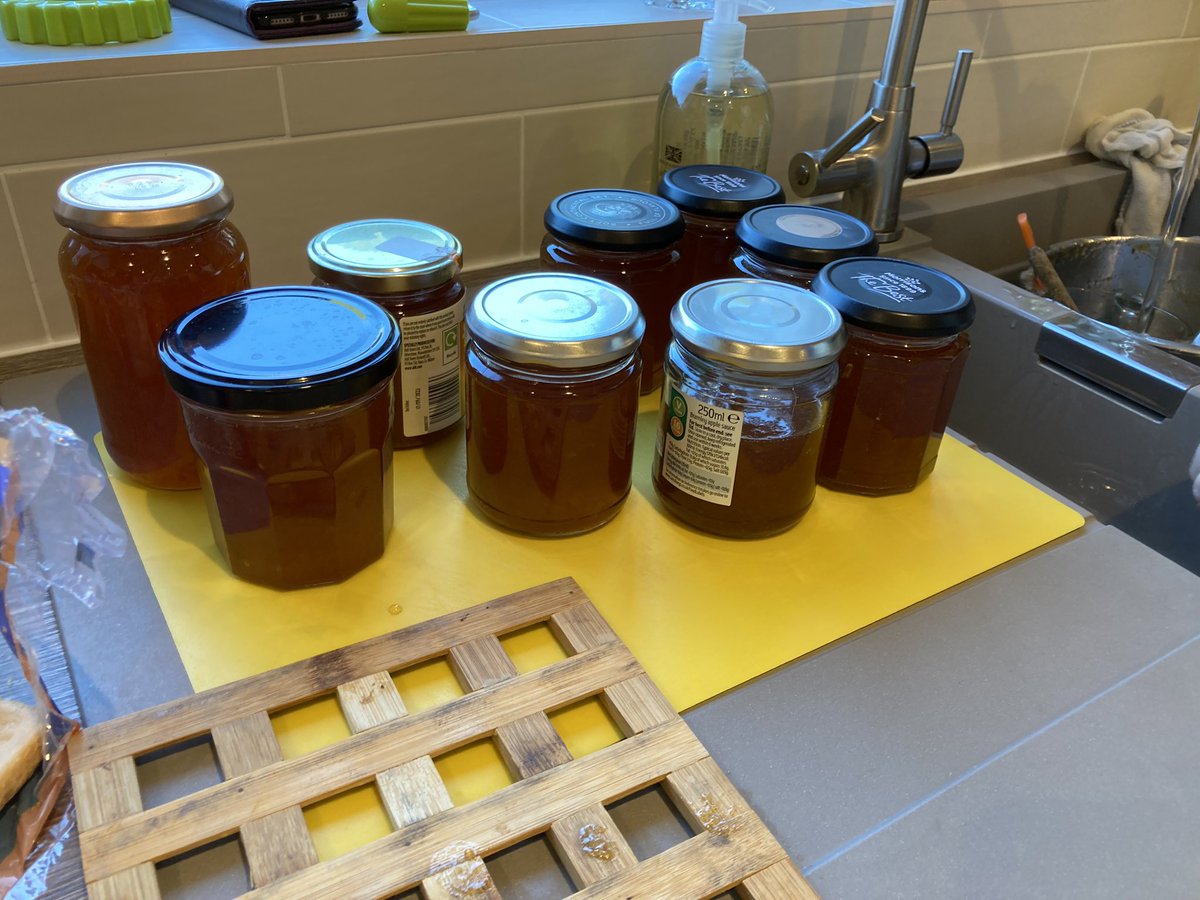 NuttyAndMatisse's tweet photo. Mummy learned to make marmalade today… maybe she really is a bear in disguise https://t.co/fTcwsE4MVb