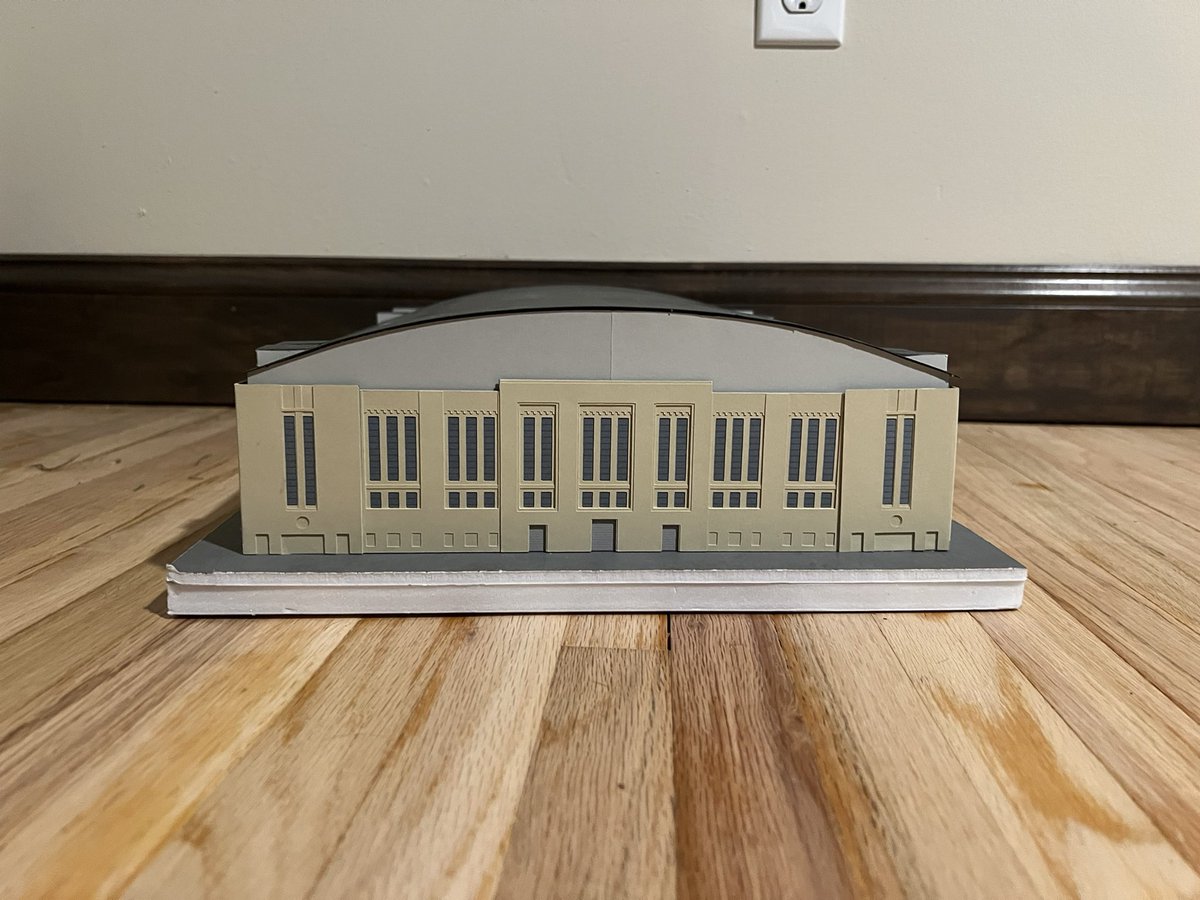 PaperStadiums's tweet photo. I’ve finally finished the roof for Paper Chicago Stadium! There was definitely more challenges than I anticipated, but I’m ready to move on to the interior! https://t.co/7NWOcYGVCo