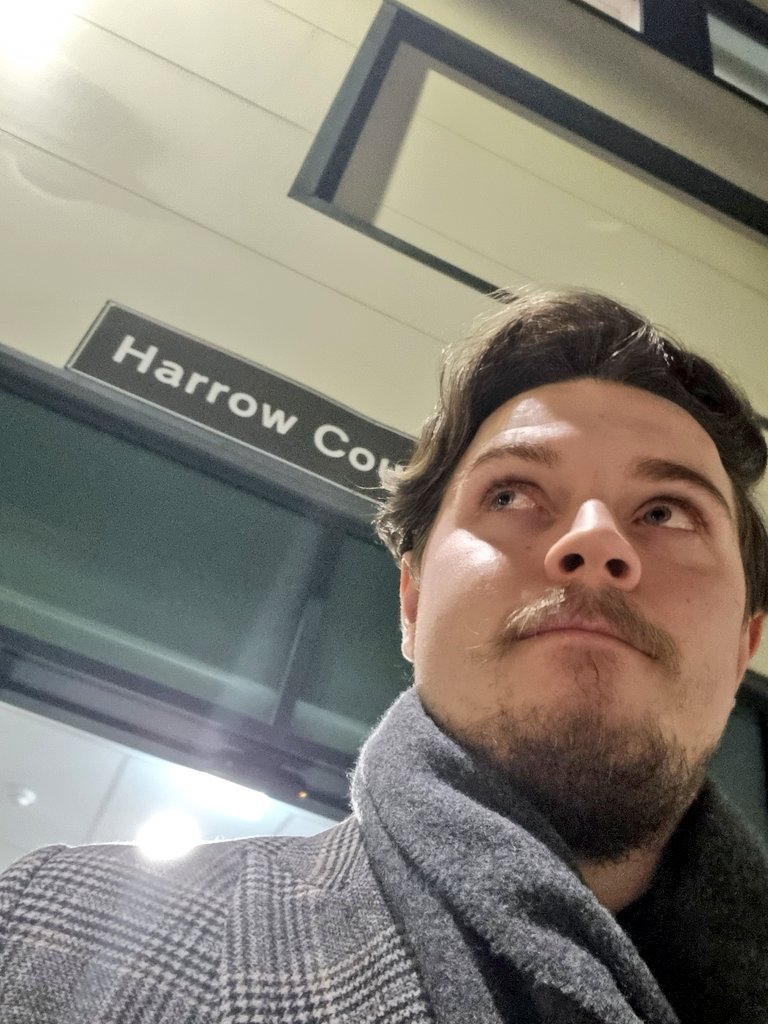 MGoodwinFreeman's tweet photo. It may be frosty outside 🥶 but I always love the warmth of meeting new faces @harrow_council! 🤝 Doing my bit with @HAConservatives in tonight's meeting to deliver much needed changes, improve services & #PutResidentsFirst in Harrow 💙 with Cllr. Pritesh Patel 👍 https://t.co/uvhamM9wAF
