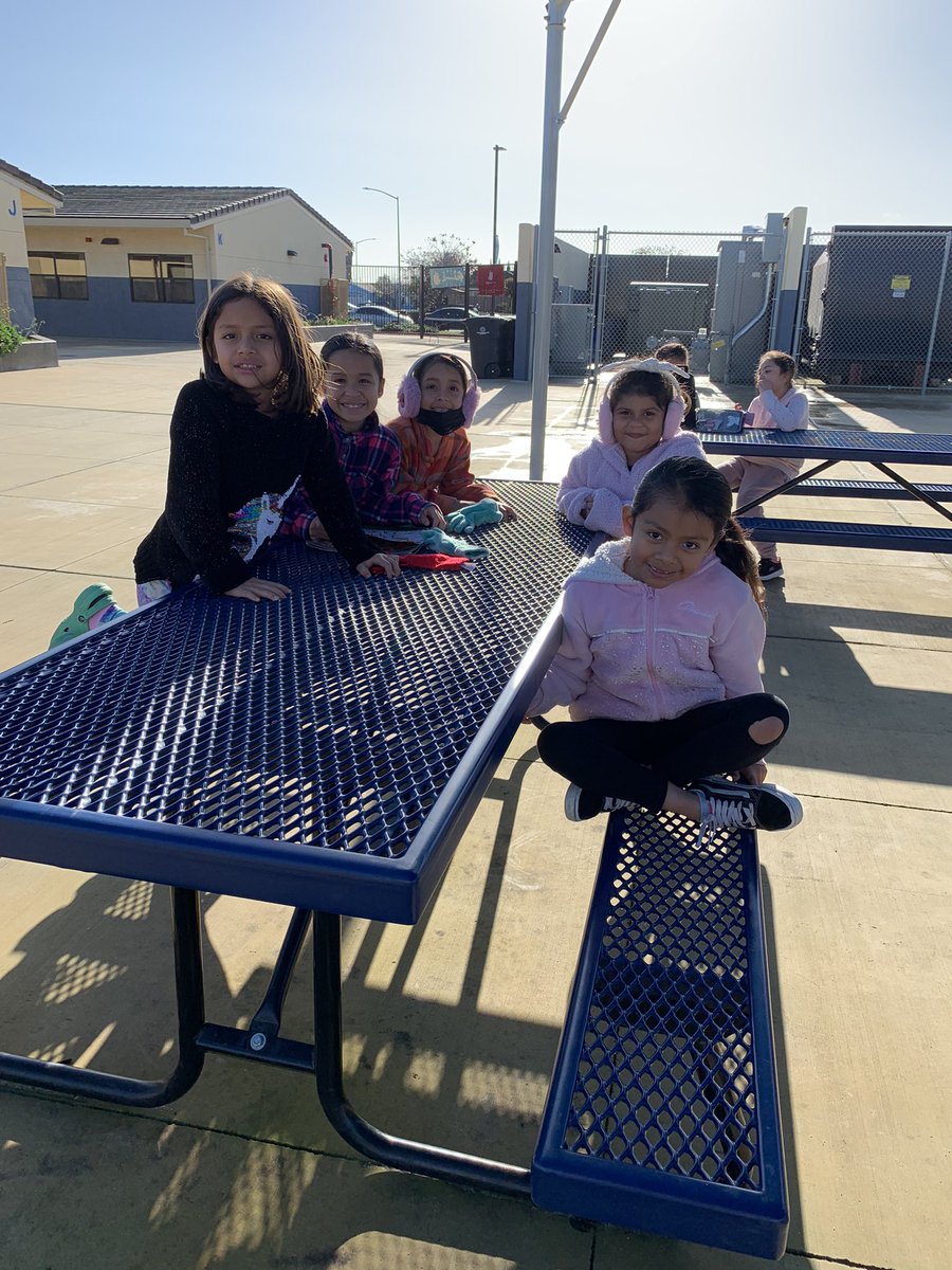 MAAndrade3077's tweet photo. Our Polar bears are excited to be back at school with friends and teachers, learning and enjoying some sunshine ☀️ #ASAPOLARBEARSROCK https://t.co/dDgxL0n3Zh