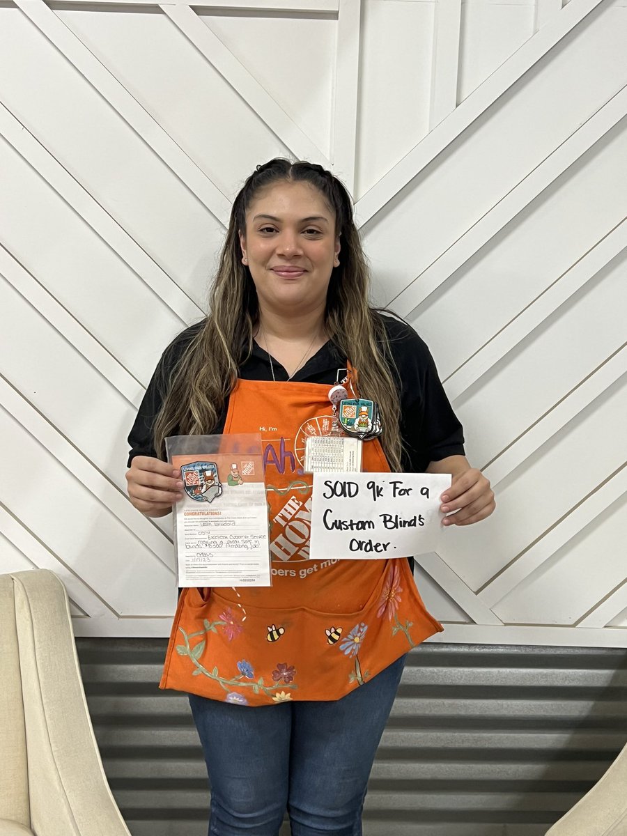 specialtyds's tweet photo. Great Job to Leah in D23 and our COS Linda on great sales! $16,000 worth! Amazing! @Sarahisthebomb_ @Ramona_Coleman_ https://t.co/zLi95ggdFk