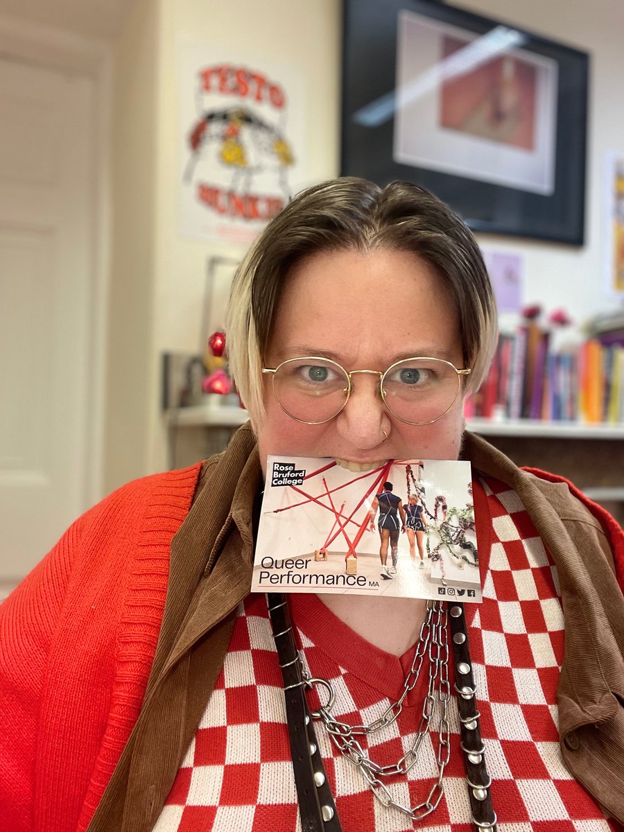 Literally GAGGING to announce THE MA IN QUEER PERFORMANCE!!!!!!???!!!! 

So thrilled <a href="/rosebruford/">Rose Bruford College</a> is letting me unleash this- WHAT A DREAM!!!! 

more details here (including a lovely webinar on Jan 30 where you can grill me about it!): bruford.ac.uk/learn/postgrad…