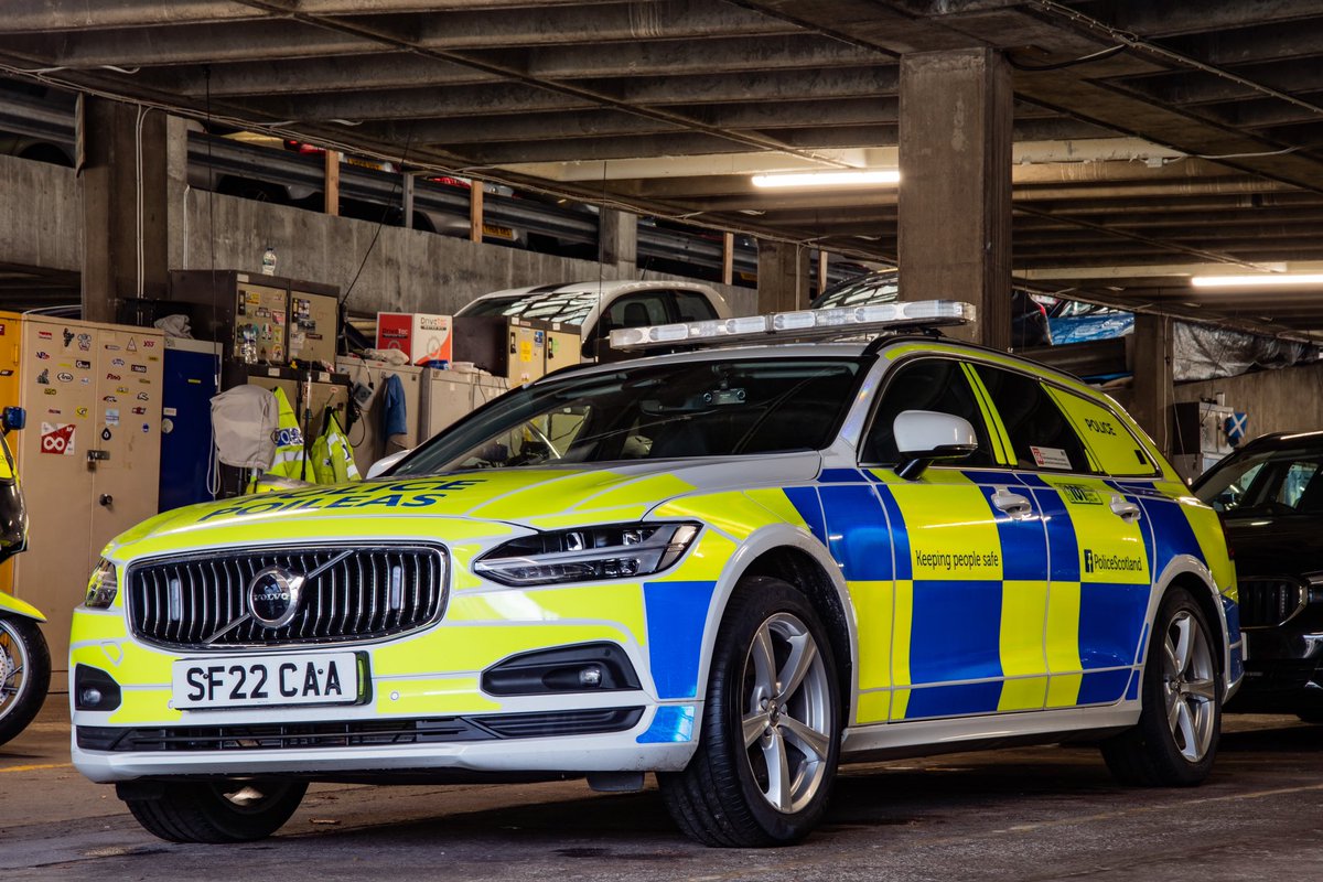 My first visit of 2023 was to #EdinburghRP with @Lewis_photog to photograph their current RPU fleet. Glad to finally get some better pictures of the X5, having been after it for quite some time! See you in a few months once the new cars have arrived😉