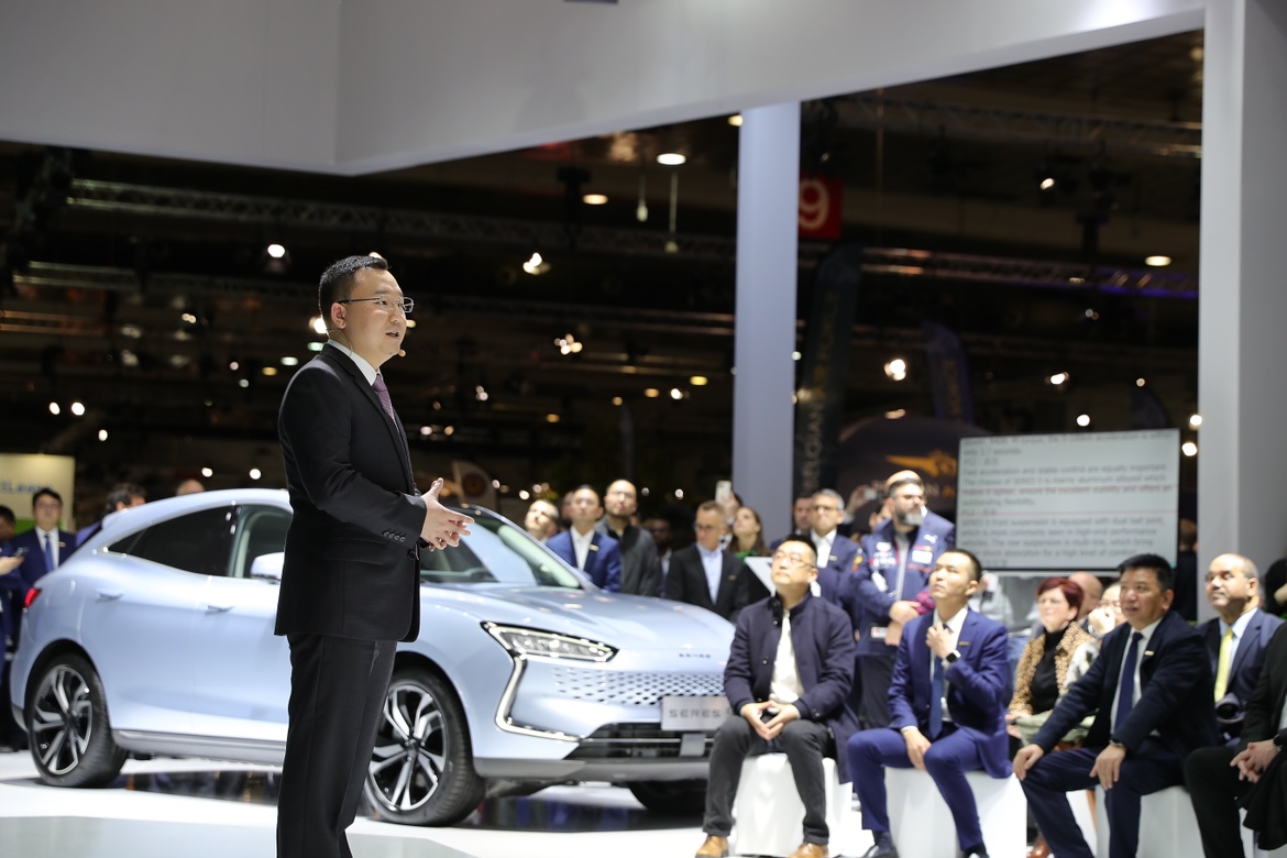 SokonGroup's tweet photo. On January 13, 2023, SERES brand with its new SERES 5 model strongly landed in the 100th Auto Brussels, Belgium, and launched the brand and product, marking the comprehensive introduction of SERES 5 new energy models to the European market. https://t.co/zolsS5THXZ