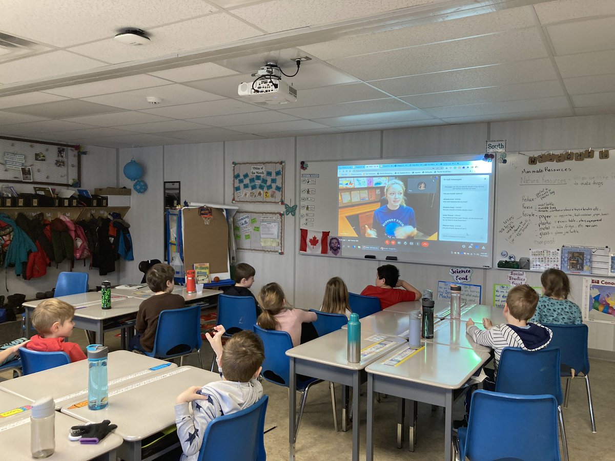 loribarbato's tweet photo. Thank you @EnviroTaylor for sharing your knowledge about the three “R’s”. We will do our best @StAnneSCS @SCCDSB #primaryteaching https://t.co/KaU56qbvT7