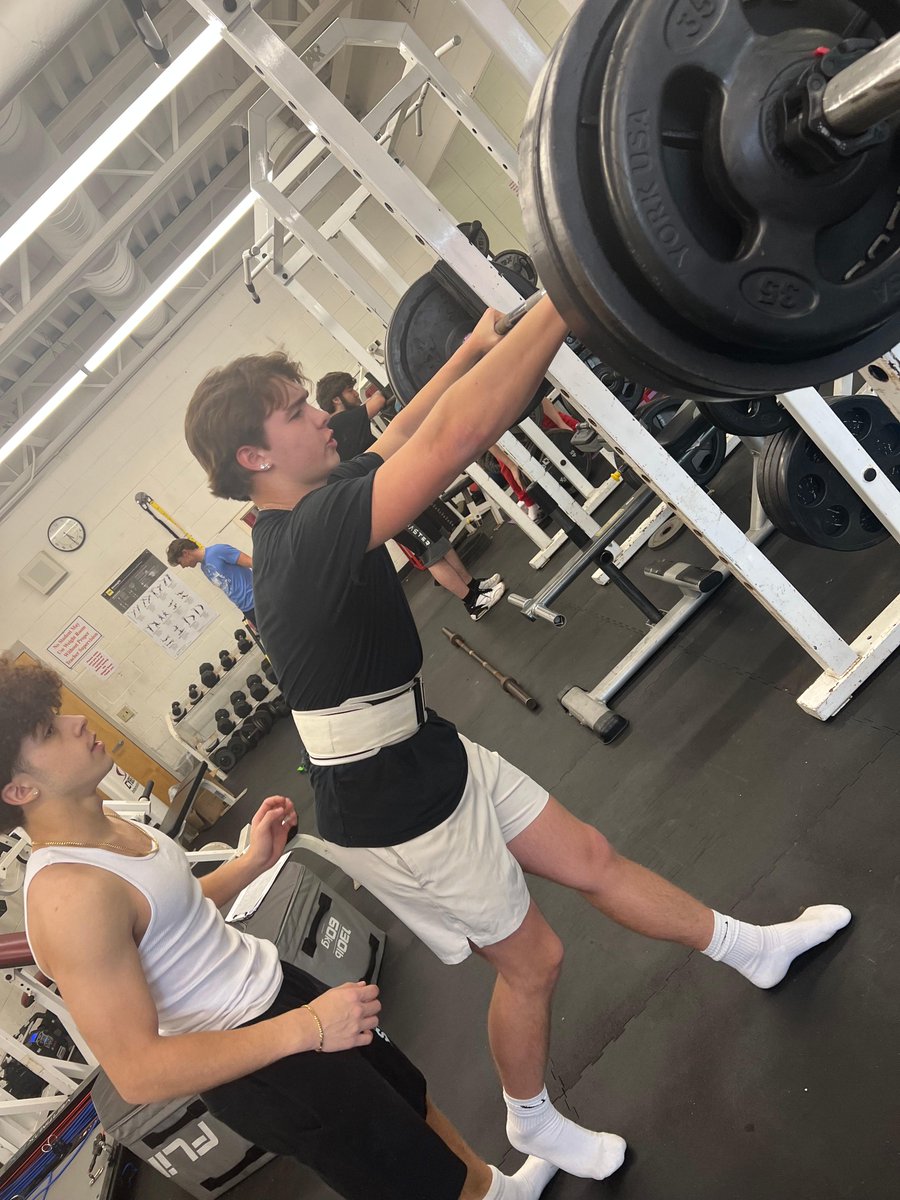 Center Moriches HS tweet media