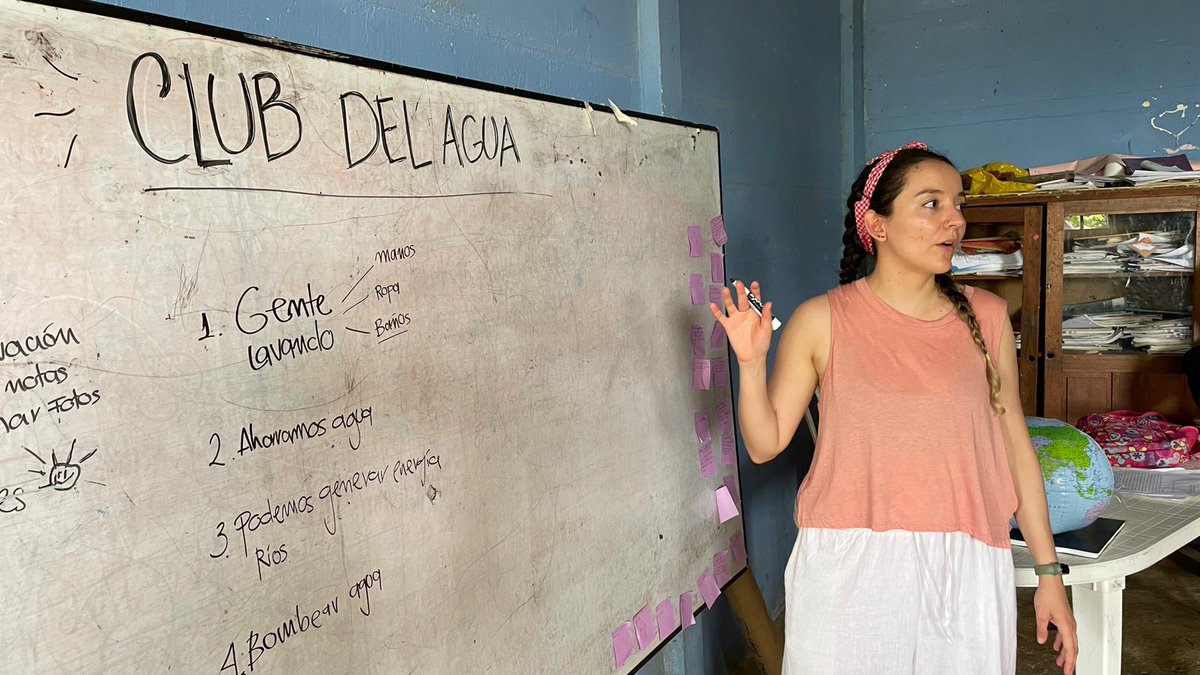 Clubes de Ciencia Colombia tweet media