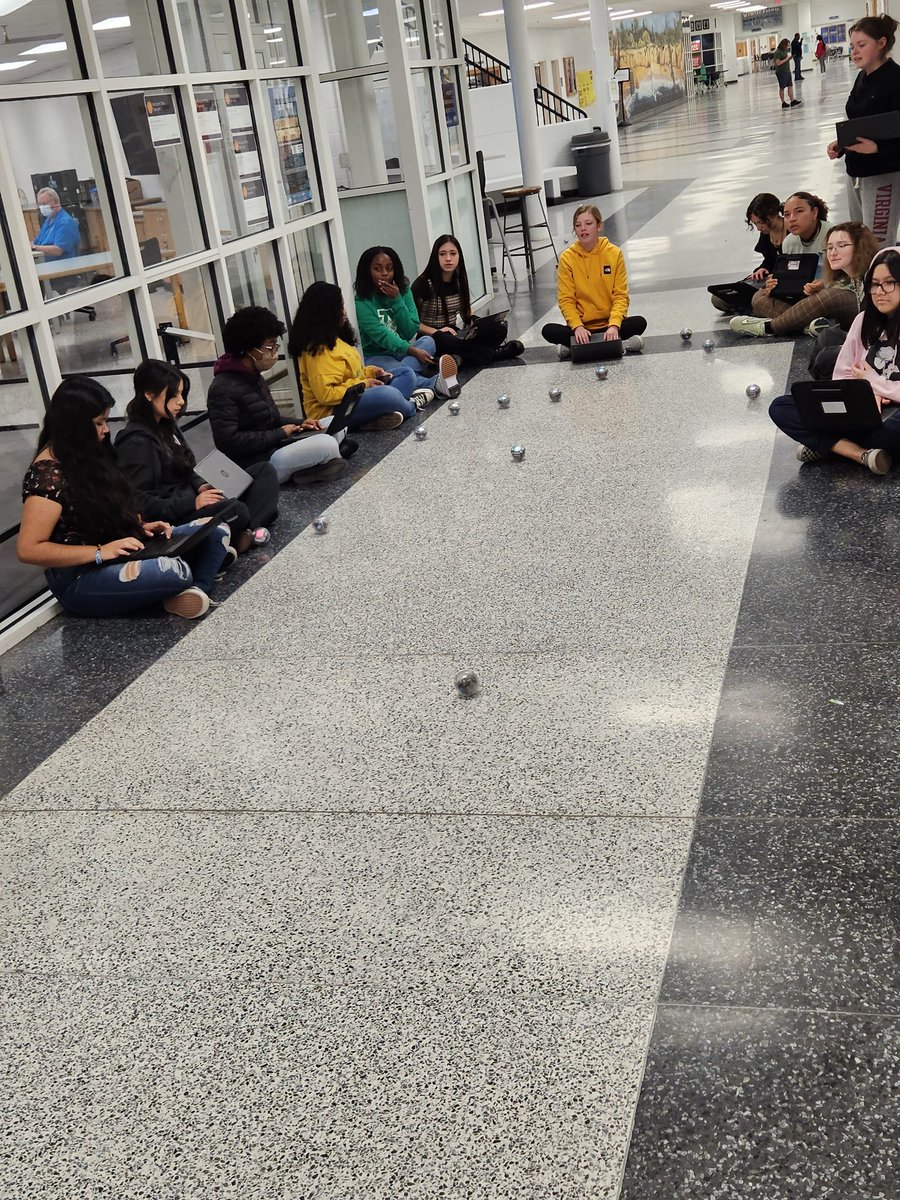 cdmurchi's tweet photo. Landstowns @GirlsWhoCode club learning how code and use Spheros during their meeting this afternoon. 
@LandstownEagles @STEMAcademyLHS @Sphero @tashawearren https://t.co/gCw5eoH1u4