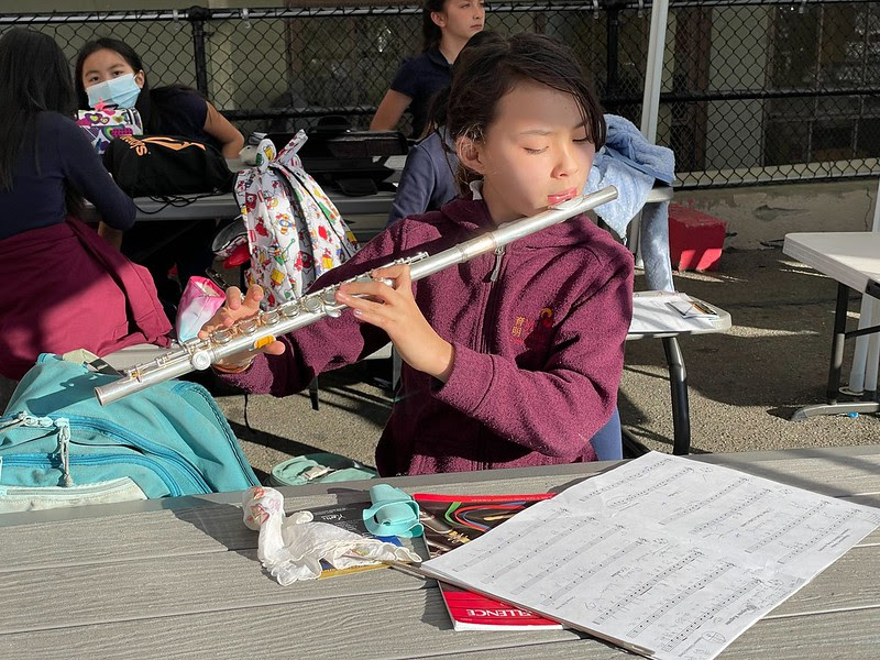 YuMingSchool's tweet photo. Read the latest article, “Why Black and Brown Families are Choosing Yu Ming Charter” by @FIAOakland  featuring Yu Ming families and their experiences and hopes for their children. 

Full article: https://t.co/3gXCgJHjPu

#YuMingSchool #mandarinimmersion #californiaschools https://t.co/HGLpjtCXqf