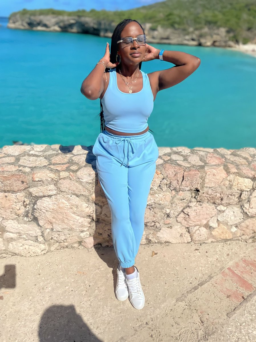 Deji_Ma's tweet photo. Sunkissed 😍
#travel #vacation #beach #caribbean https://t.co/DtoIXS9tdu