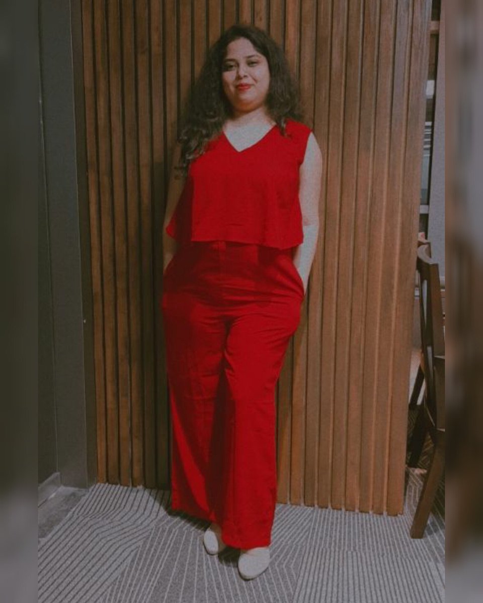YalangiQueeny's tweet photo. Slaying in red ππ»
#tuesdaylook #Tuesday #tuesdayvibe #authorlife #hyderabadi #lifeinhyderabad https://t.co/icyvm6vQLC