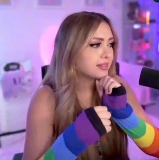 judxss3's tweet photo. DIOS ARI ERES TAN LINDA https://t.co/XI1S6GIpXM