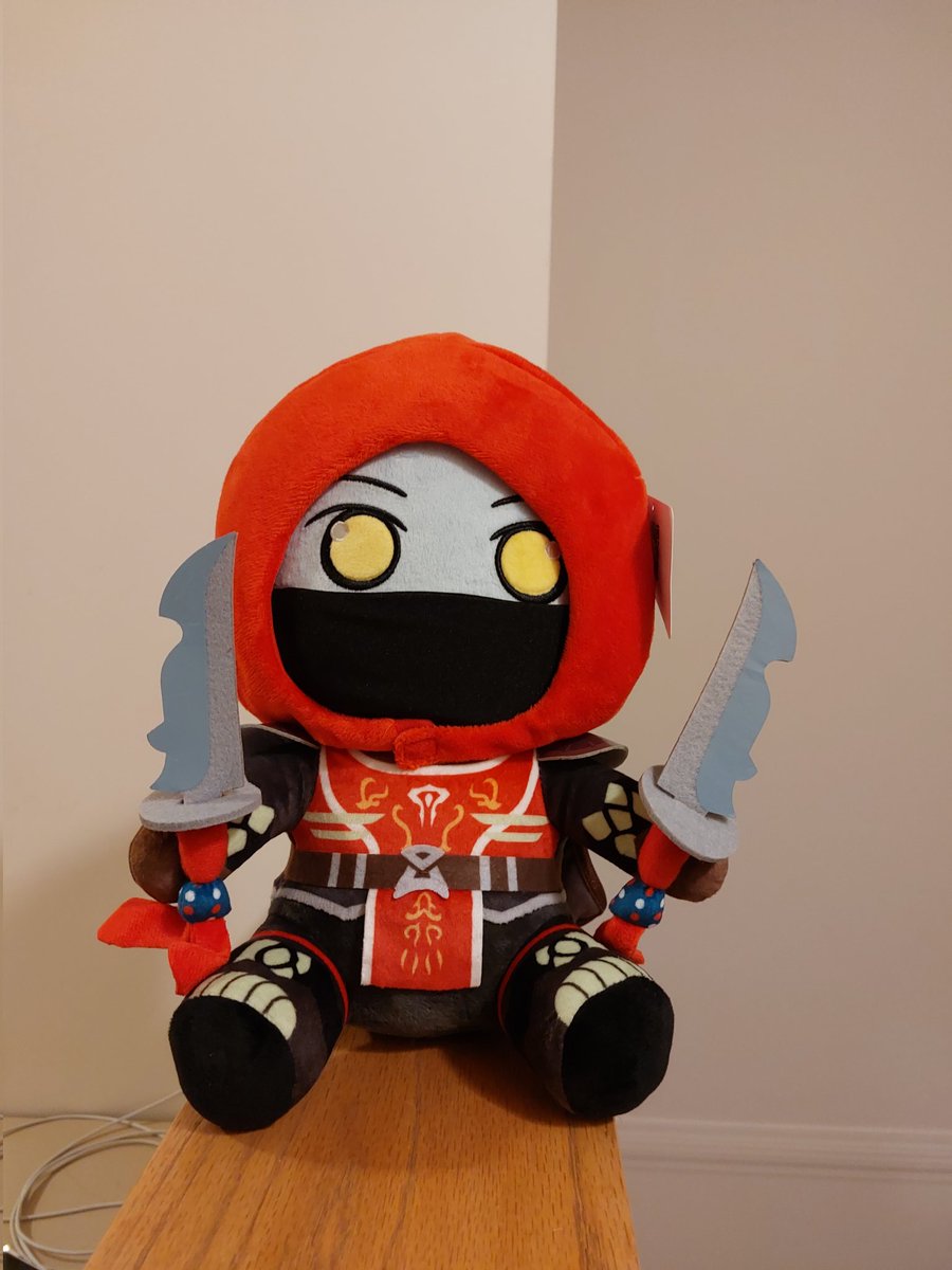 SDVids's tweet photo. @Barny After 11 months, I FINALLY have had my home invaded by this little guy, and I couldn't be happier about it... On a side note..... has anyone seen my kitchen knives? https://t.co/DDWurKrUEA