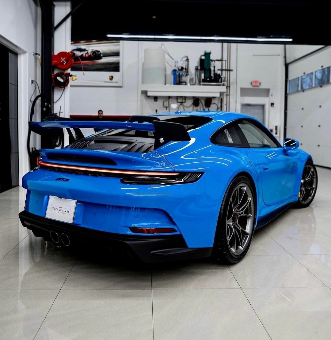 PorscheCIub's tweet photo. Shark Blue 992 GT3 https://t.co/5KivORZb0z