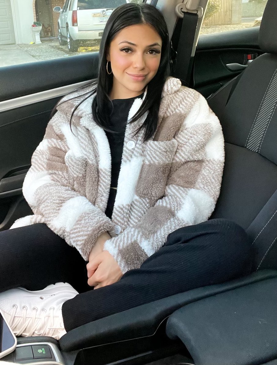 alllexisc's tweet image. by my personal photographer