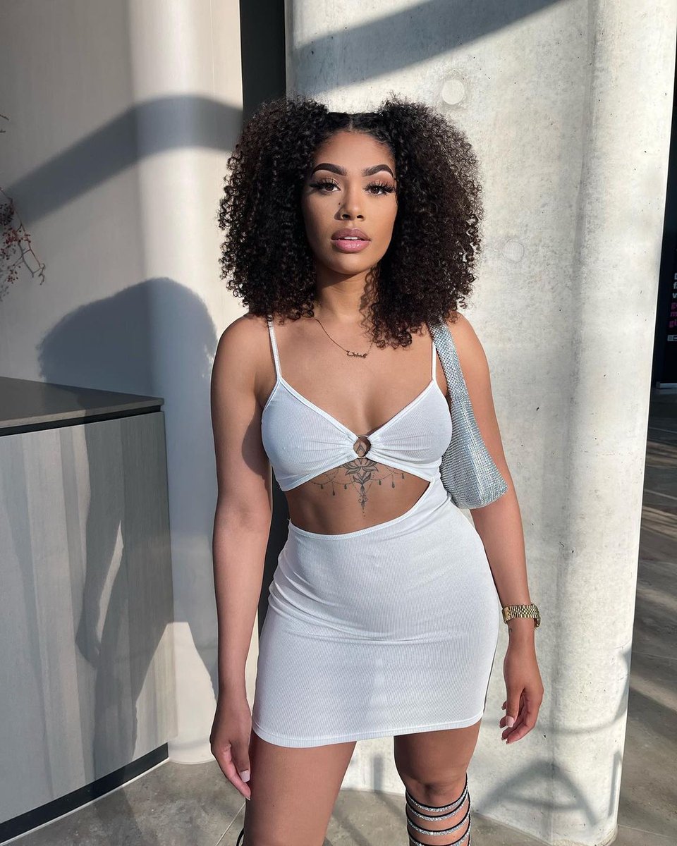 curlhairstyle's tweet image. It&apos;s really empowering to have curly hair.
📸 : shaneracheljosefina

#shinycurls #sunshine #curls #curlyhair #myhairs #curlyhairroutine #curly #curlygirlmethodaustralia #curlyhairgirl