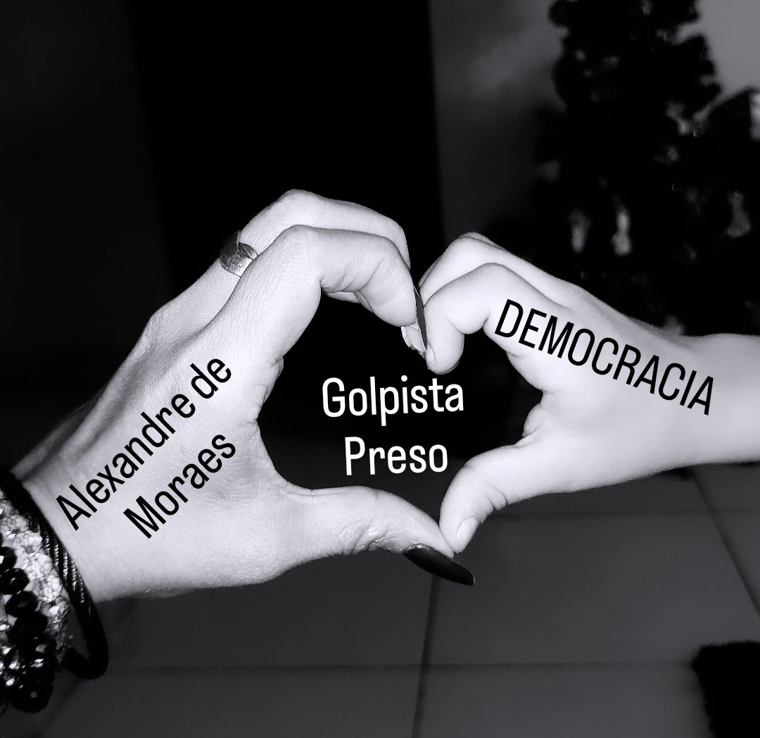 krneirinha's tweet photo. @UOLNoticias Cadeia neles☺️ https://t.co/mxQVOVy4w2
