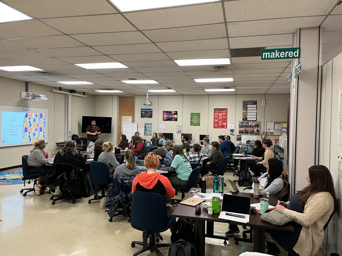 EducationUnbc's tweet photo. Thank you @JosephJeffery1 at the @SD57_CI DLC for talking to the Elementary Cohort about FIPPA, copyright, e-resources, and learning kits. A super great day. #unbced #EDUC405 #EDUC391 https://t.co/66YiSMVyV0