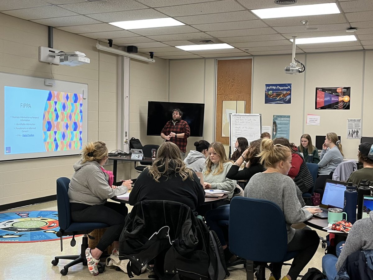 EducationUnbc's tweet photo. Thank you @JosephJeffery1 at the @SD57_CI DLC for talking to the Elementary Cohort about FIPPA, copyright, e-resources, and learning kits. A super great day. #unbced #EDUC405 #EDUC391 https://t.co/66YiSMVyV0