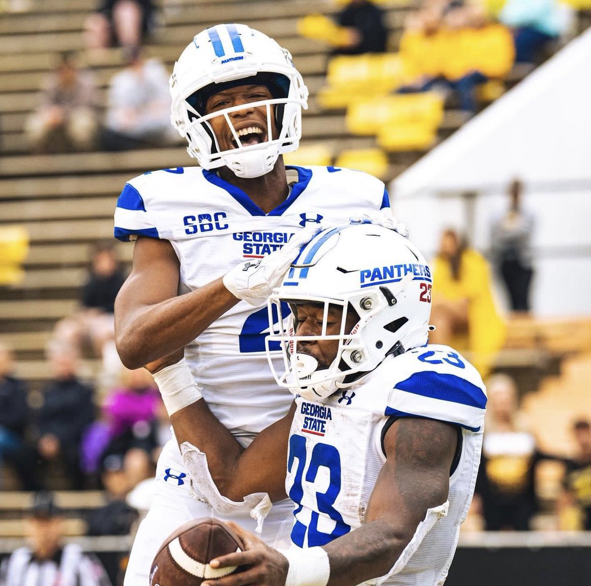 jaylin_lackey's tweet photo. #AGTG 🙏🏾 I’M EXTREMELY BLESSED to have Received and Offer to Georgia State University!!! @corypeoples @CoachLandis22 @CoachBryanLamar @nickgrosso_1 @BCWright52 @SGHSAthletics @RecruitGeorgia https://t.co/PtTmNC51Qc