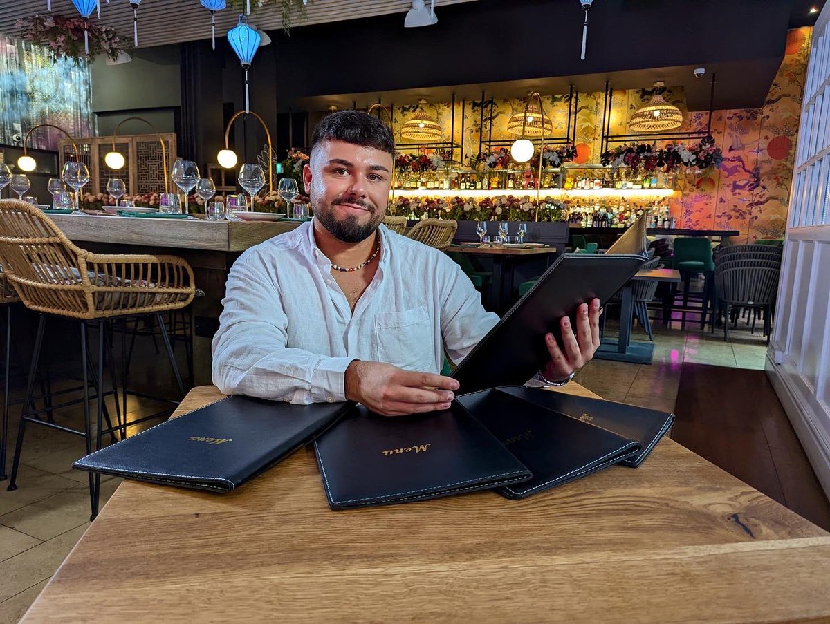 joshill98's tweet photo. Never thought I’d ever do something like this but can officially tick Dinner Date off the bucket list!

Thanks so much to ITV for an unforgettable experience🥰

You can catch me on ITVbe Wednesday 25th January at 8pm and then itv X on demand. 

#itv #itvbe #dinnerdate https://t.co/xoTpKok55i