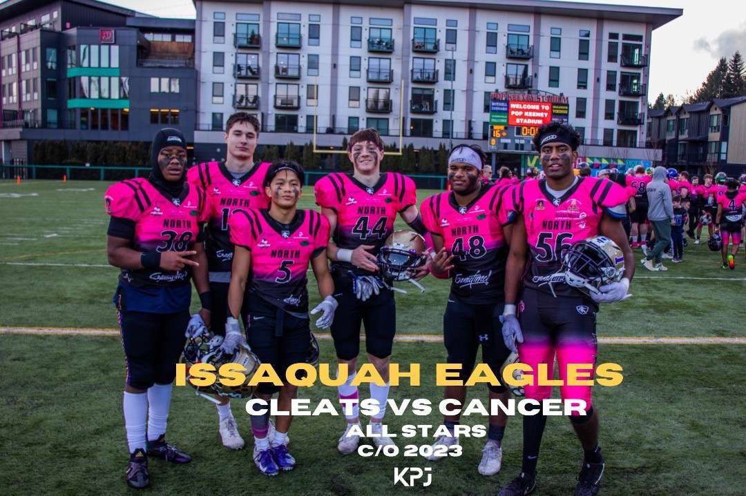 AlanJames52's tweet photo. Had an amazing experience @CleatsV was able to show some of my skills of and to play with some of my brothers for the last time in highschool football @prathyush_manda @AmauriMountain @Spencer24035288 @bz_lorete19 @issaquahfb https://t.co/u2pLhMbjdF