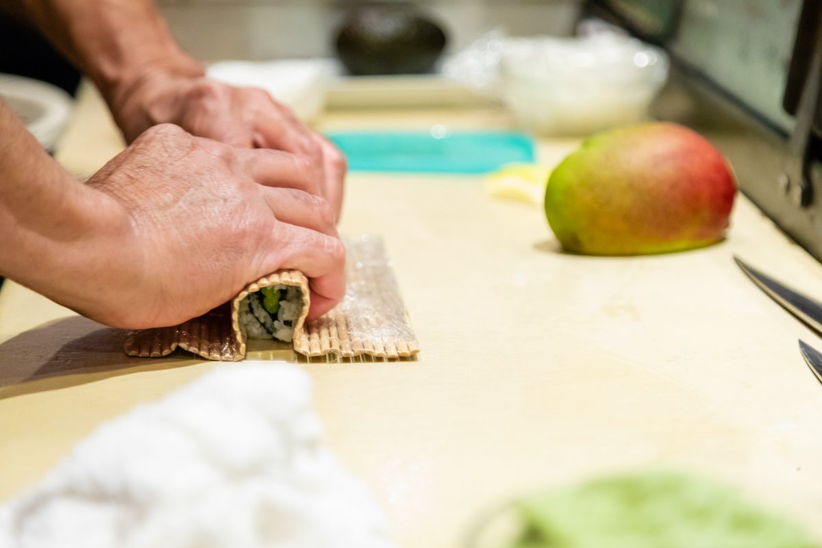 DiamondShoalsNC's tweet photo. Diamond Shoals Restaurant: serving flavors the whole family will love. Come see for yourself! #DiamondShoalsRestaurant #SeafoodMarket #HatterasIsland #sushi #seafood #LocalFish https://t.co/jfYKNlL6EQ