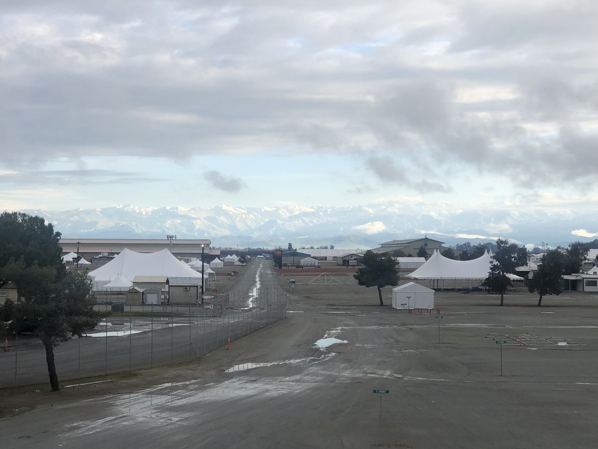 AgVenturesIAC's tweet photo. That's no painting; the mountains &amp; foothills just look amazing today! Rain was great, but it's time for fair weather to spread bark, put up tents, &amp; dress everything up for visitors next month. Can't wait to see you! 😍
Tickets: https://t.co/0IJLCpsRHp #WAE #worldagexpo #view https://t.co/e3ueSBSPag