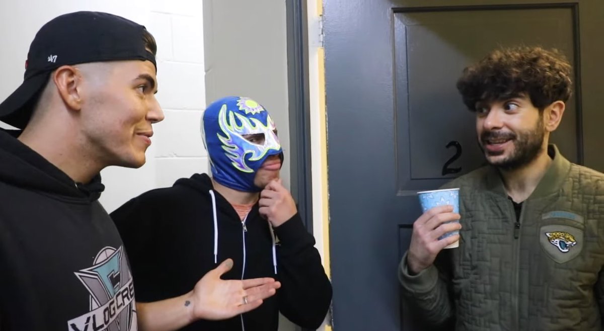 sammyguevara's tweet image. She moved out..

▶️ youtu.be/Xgef_dNnK3U