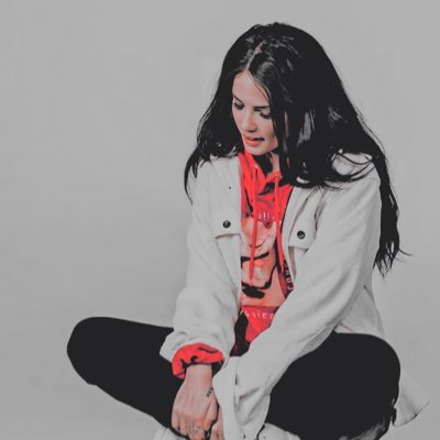 #NewProfilePic 

PSD: Madeline by #𝐞𝐥𝐥𝐢𝐞𝐛𝐞𝐚𝐧(<a href="/kaijucatedits/">#elliebean. 💫</a>) 💜