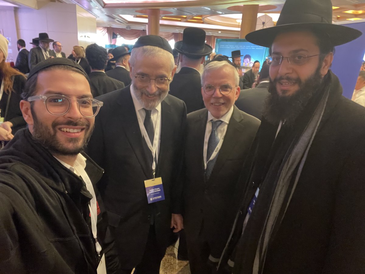 nycpa's tweet photo. Community Liaison @sebag_simon was happy to join @AgudahNews' recent #YeshivaSummit.

This convening brings together government agencies and officials, school administrators, and various stakeholders from across New York City. https://t.co/ps2Mdf3S2Q