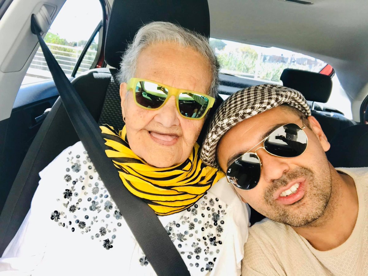 LAFAYETTERICO's tweet photo. Quería vivir merecía vivir. Hoy cumpliría un año más #LadyPoly #lanonna #abuelita #grandmother #grandmere #yaya #oma #abuelitadetiktok👵 #queriavivirmereciavivir #lanegligenciamata #laindiferenciamata #JusticiaParaLadyPoly #Justicia https://t.co/L2cT6Gl4w2
