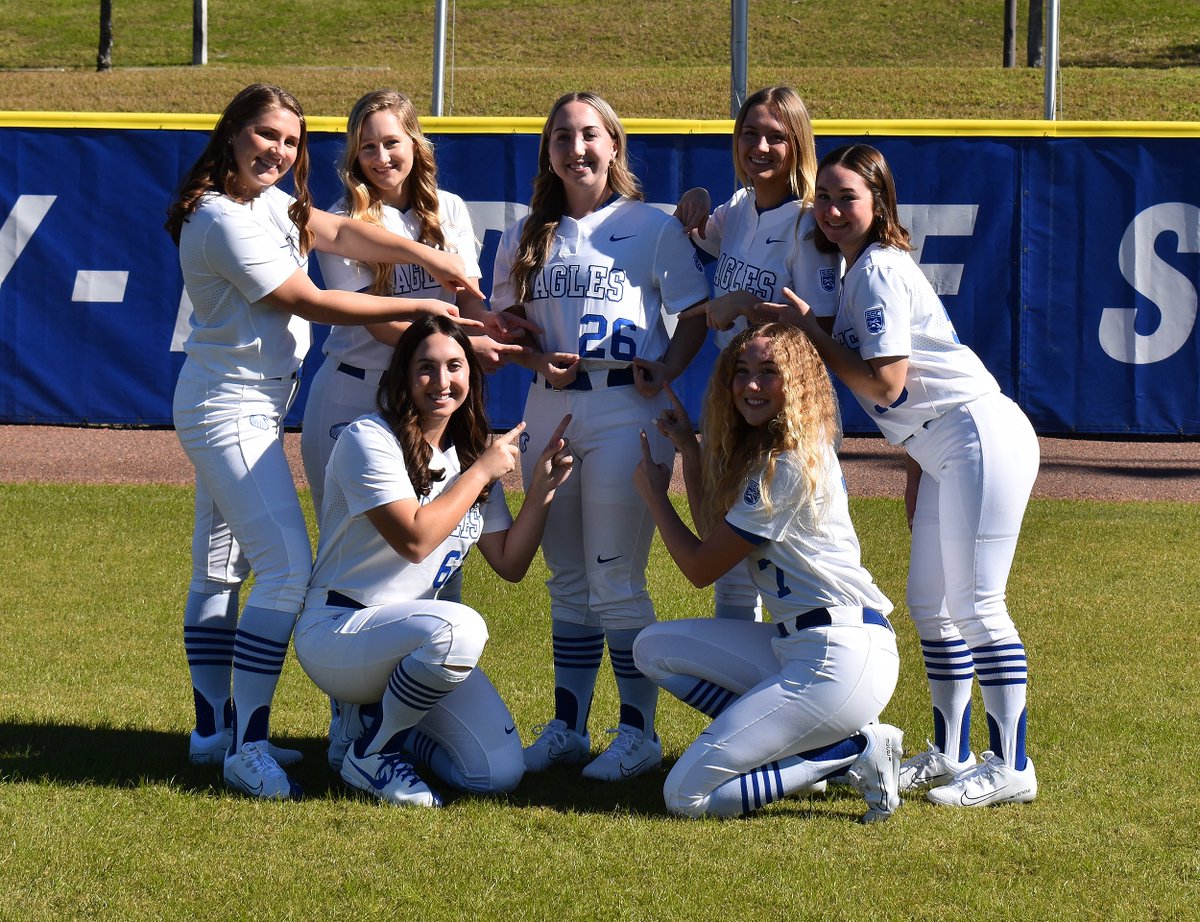 ERAUSoftball's tweet photo. 𝒪𝓊𝓇 𝓉𝑒𝒶𝓂
#Team11 #GoERAU #DaytonasHometownTeam https://t.co/EuQKvmKyYL