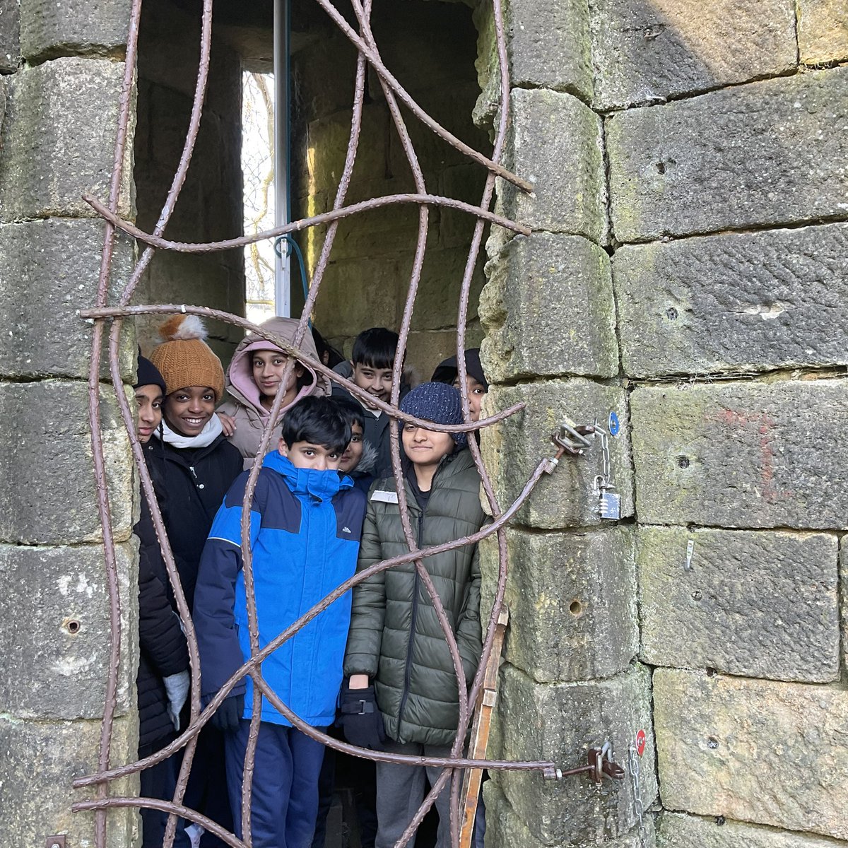 MrOBooth_HT's tweet photo. It has been another fun day at @RealRobinwood today, even if it was a little on the chilly side @Richmond_HT https://t.co/aYu35LPzBt