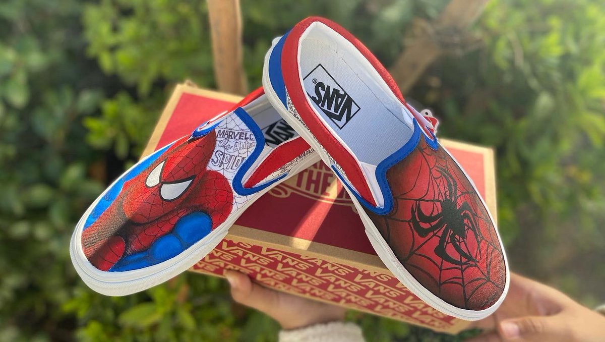 ruthless_brii's tweet photo. Don’t forget to HMU if you want custom shoes 💁🏽‍♀️ https://t.co/wkrSMTZBYB
