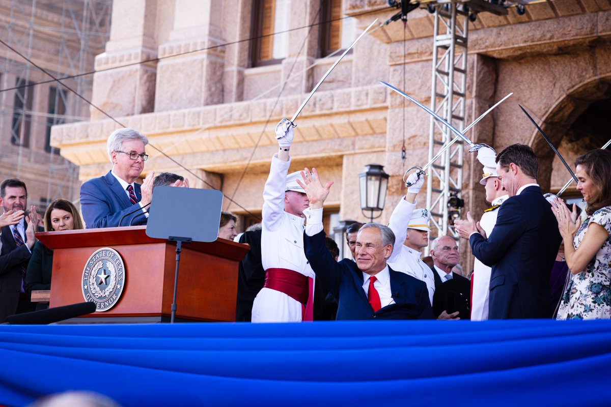 GregAbbott_TX's tweet photo. Ready for another four years as Governor of the greatest state in the nation. 

God bless you Texas!

And keep you brave and strong. https://t.co/uazNLbkFID
