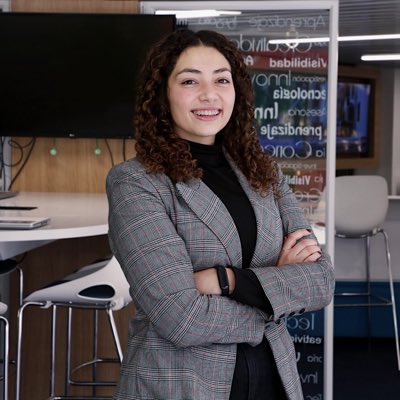 MuCorbata's tweet photo. #NuevaFotoDePerfil https://t.co/cgb89bAjNV