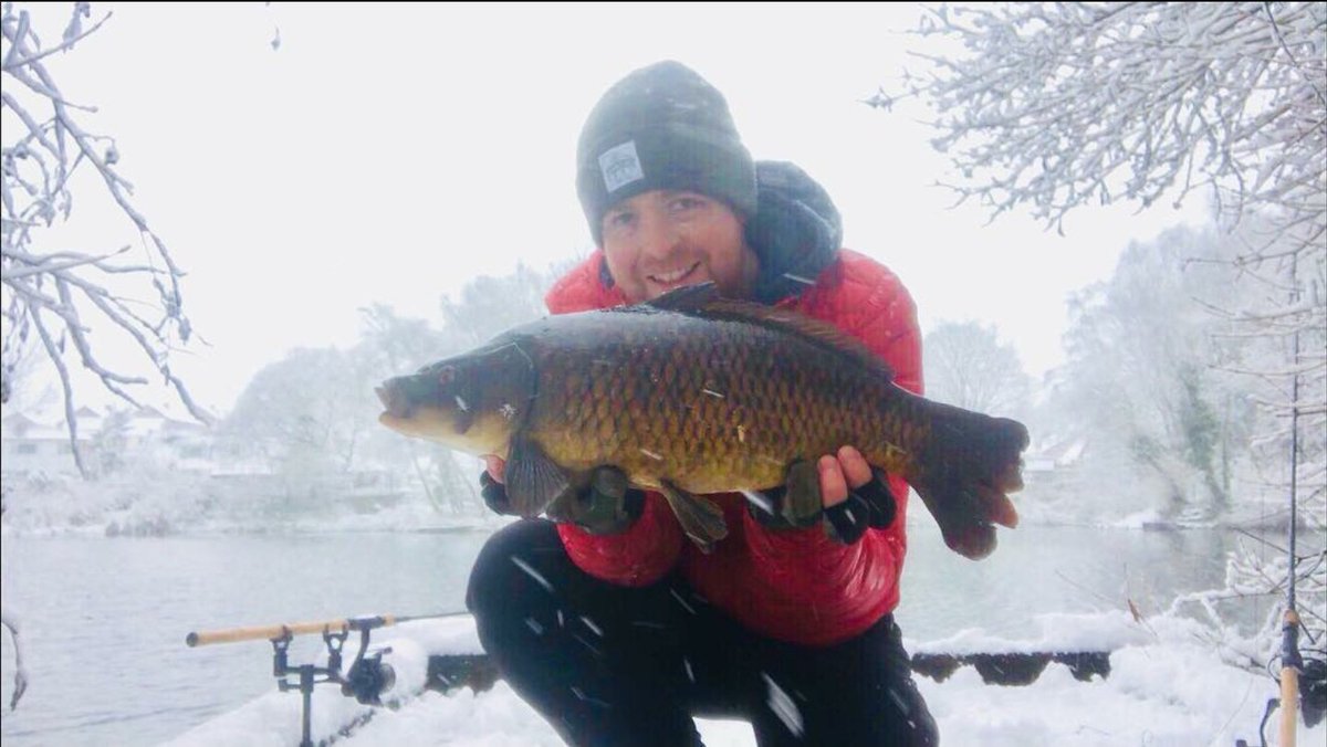 rusty_artz's tweet photo. (3 years ago) Catching carp from a semi frozen lake deep in winter.. it was only a small one but the effort that was made to catch this beaut was worth the reward #wintercarpfishing #sawnoff #scopes https://t.co/XqxIxMVBrP