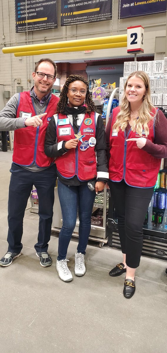 tiffany_shealey's tweet photo. My Head Cashier Ella was recognized today by @MadelineMakowsk for her outstanding credit performance in the Region. Way to go Ella. Always leading from the front. #AllIn

@BenitoKomadina @steveyoung456 @MichaelSida1037 @Lowes1037 https://t.co/5QKyLJdq63