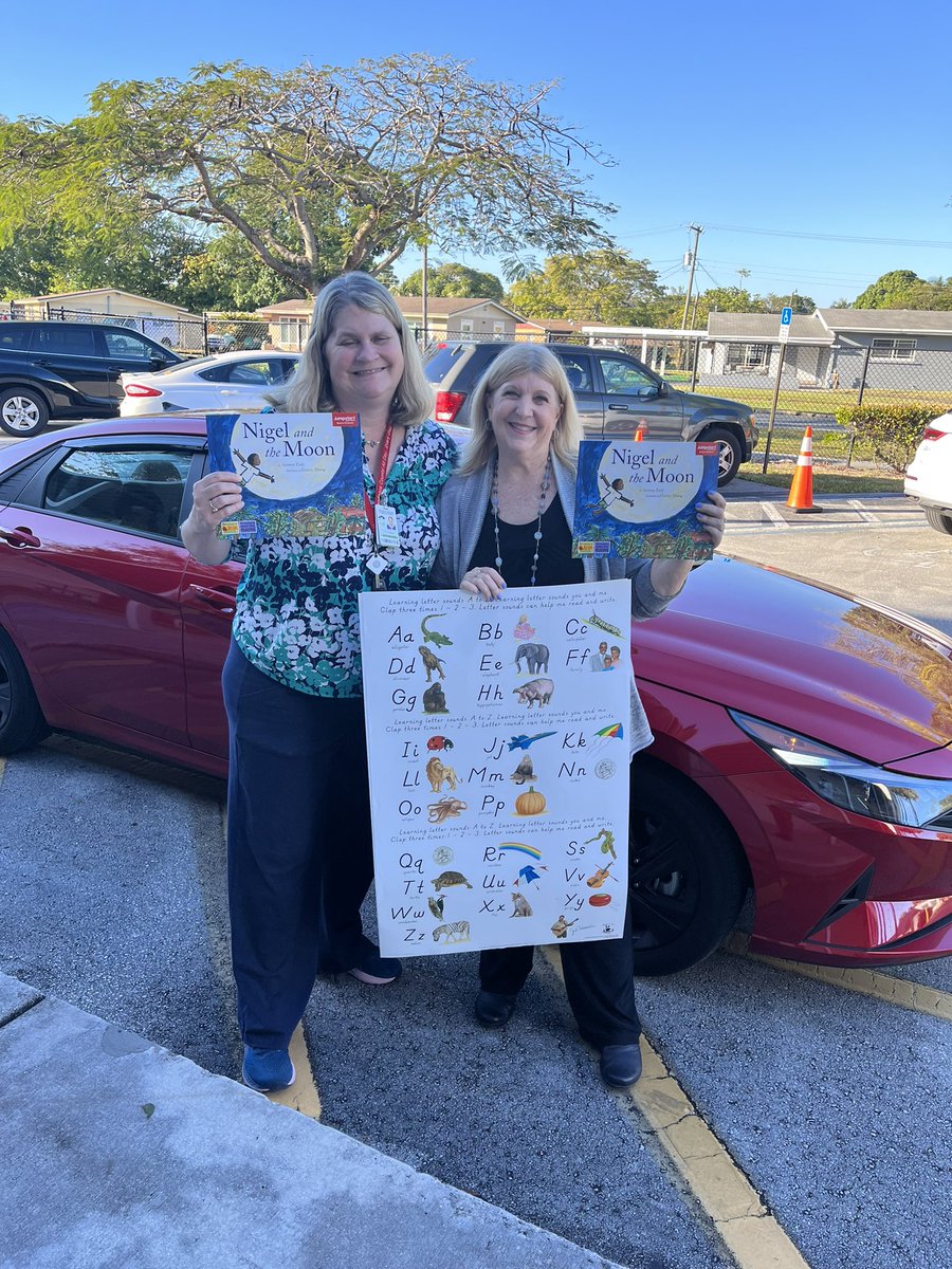 LoriCanning's tweet photo. THE #browardreads @Jumpstartkids #readfortherecord book distribution for community early childhood providers is FINALLY HERE!  @browardschools @FACE_BCPS and @ELCofBroward teams will be at Lauderdale Manors T-Th this week from 4-6. Dreamers will be dreaming and readers reading! https://t.co/jd6uFHUHmA