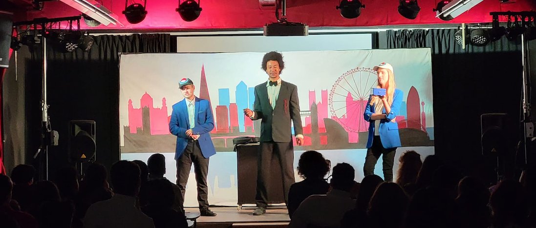 Hem passat un gran matí de dilluns amb el divertit teatre en anglès de Bingo Royale! bit.ly/3QOniYT #bingoroyale #teatreanglès