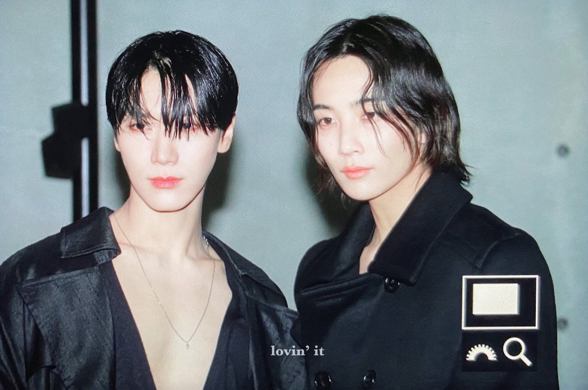 _wjunpimeow_'s tweet photo. YA GANAMOS GENTE, HAY FOTO DE JEONGHAN JUNTO A TEN, QUE BENDICIÓN!!!!!! 😭😭😭
@pledis_17 #SEVENTEEN #JEONGHANinPARIS #JEONGHANxYSLPFW #TENtoParisFashionWeek https://t.co/0O2LQ8EvEe