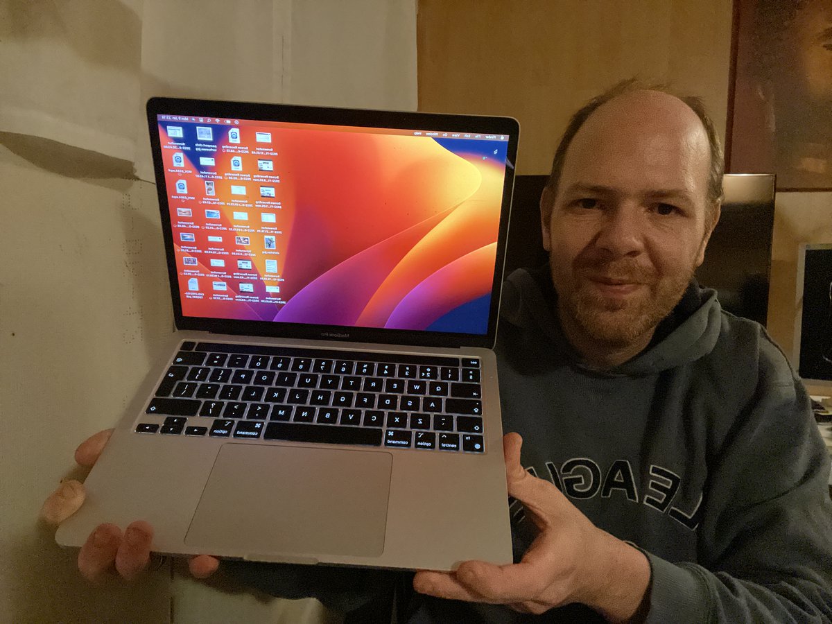 Thank you @Apple for such great laptops. I've been a Windows user for 26 years now and refused to pay the price for Apple products. But ever since I bought my Macbook Pro with an M1 chip, I never want to go back. #BestOf2022 #MacBookPro