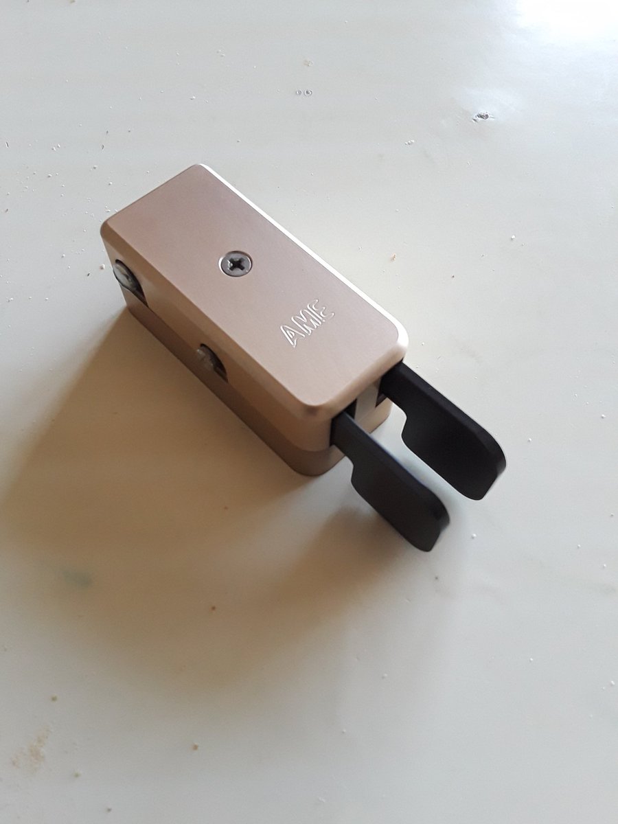 N4JAW's tweet photo. American Morse #ultraportapaddle #cw #morsecode Now I can be like #thehamninja Chris #n1clc "NOT". Next up is the elusive #CWMORSE SP4 POTA/SOTA Mini. #amateurradio #hamradio #morsecodekey #cwops #cwop https://t.co/LTegCfHnSr