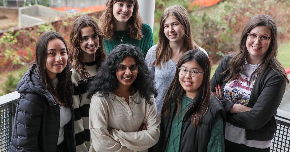 TeachWithTVW's tweet photo. Only two weeks into the 2023 Legislative session and Capitol Classroom’s Lake Washington HS students have shepherded their own gender equity bill, SB 5171, through its first Senate Committee Hearing!
https://t.co/YDjliGM0Tn
#TeachwithTVW #CapitolClassRoom #waleg #youthvoice https://t.co/Yv6fBqoh2M